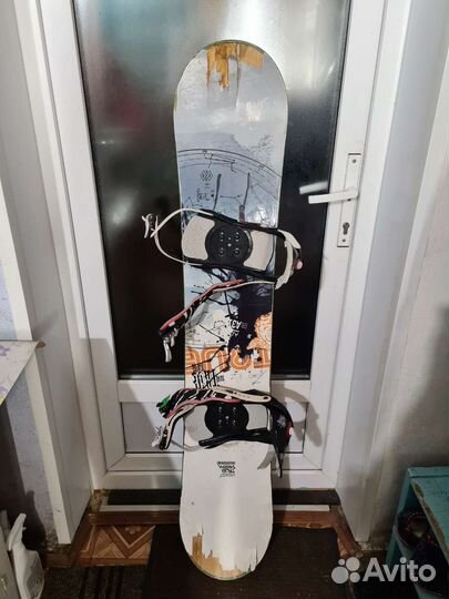 Сноуборд комплект с креплениями
