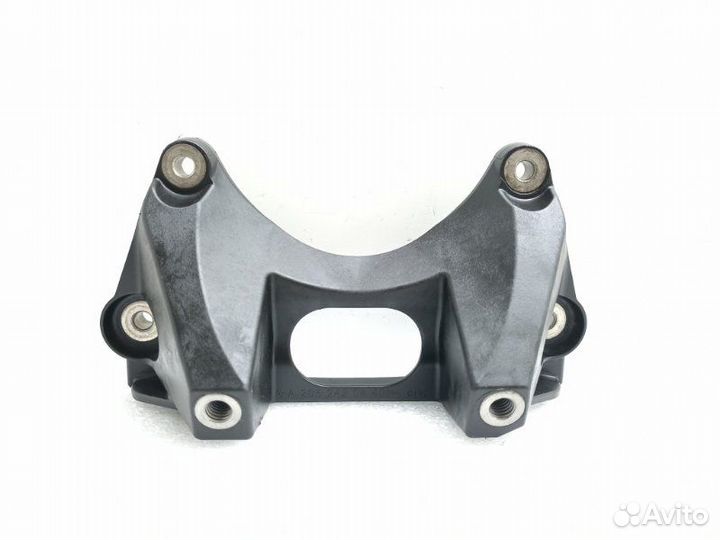 Кронштейн кпп Mercedes-Benz E-Class S213 3.0D