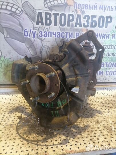 Кулак задний правый Mazda 6