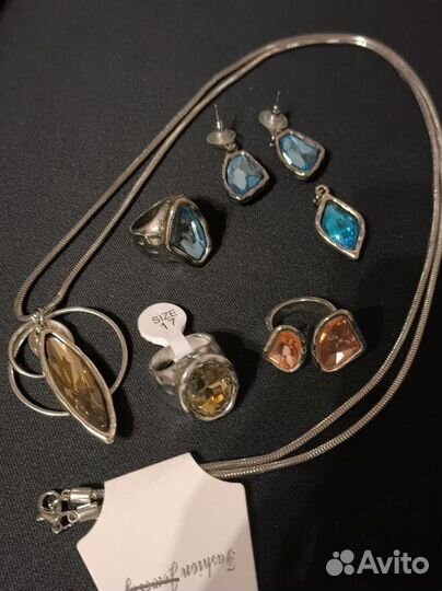 Бижутерия Кольца, Кулоны