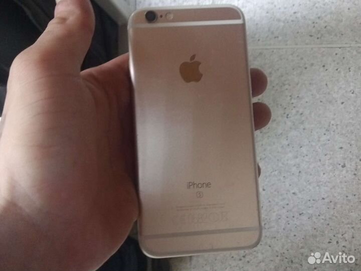 Телефон iPhone 6s