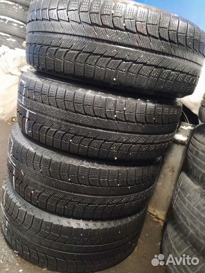 Michelin Latitude X-Ice 235/60 R17 102T