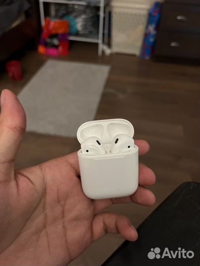 Airpods 1