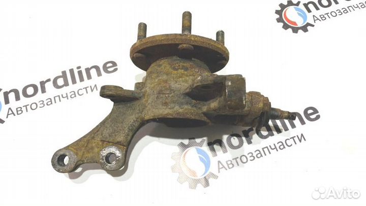 Кулак поворотный передний правый Kia Ceed 1