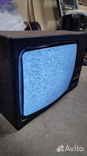 Советский телевизор 90-х