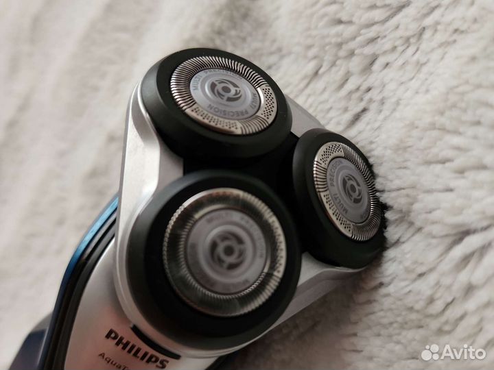 Электробритва philips AquaTouch