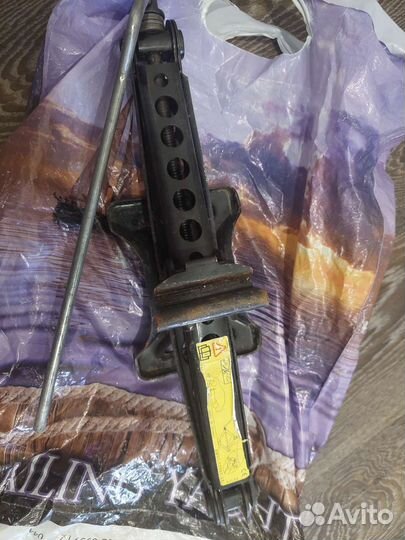 Домкрат ford focus 2