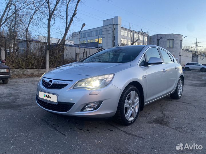 Opel Astra 1.6 AT, 2010, 38 500 км
