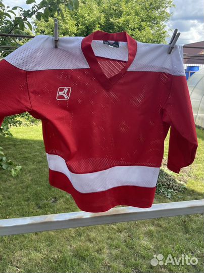 Хоккейный свитер