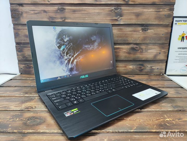 Ноутбук Asus 15.6