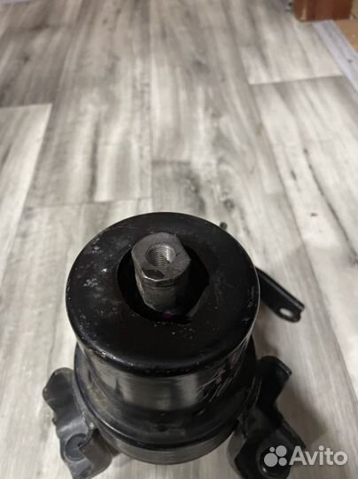 Подушка двс Toyota Camry 50 2AR