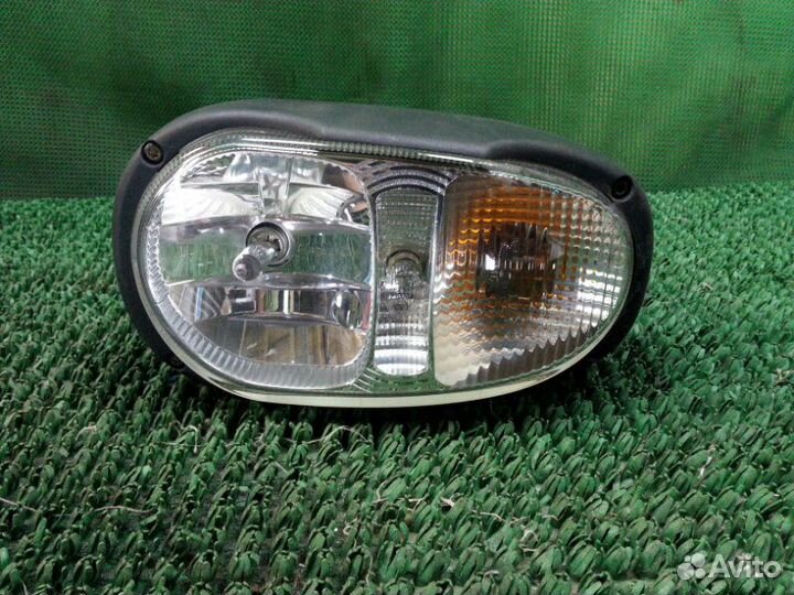 Фара Трактор