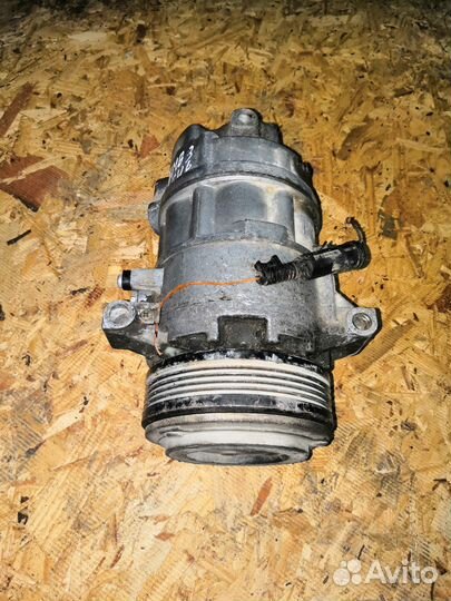 Компрессор кондиционера BMW E46 1999 М43