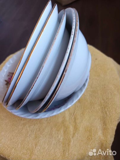 Глубокие суповые тарелки