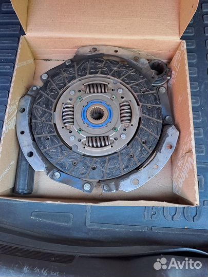 Сцепление на Datsun mido