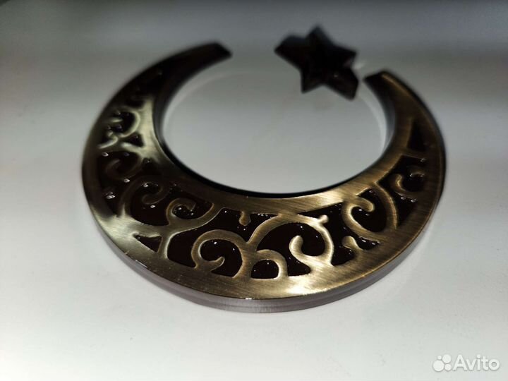 Бронзовый мусльманский полумесяц звездой памятник