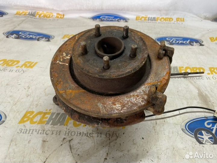 Кулак задний правый Ford Kuga 2 2012/2016