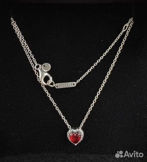 Колье Pandora Красные сердца