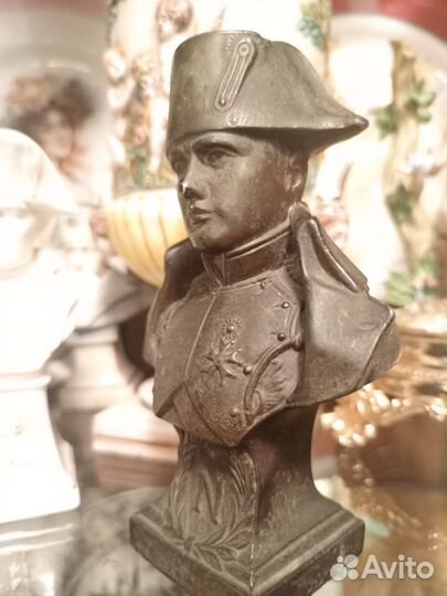 Старинный бюст Наполеона Франция шпиатр