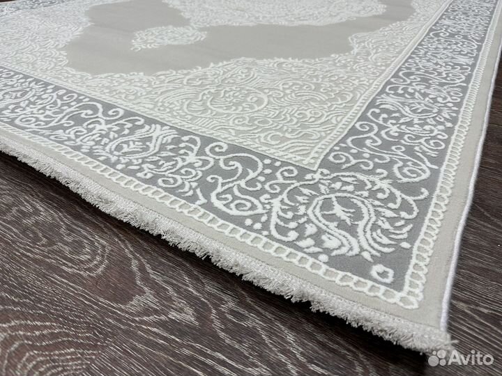 Ковер новый 1.55х2.3, Турция