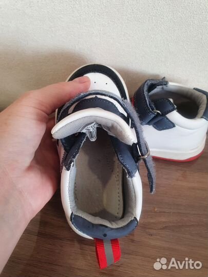 Кроссовки детские 23 размер tombi