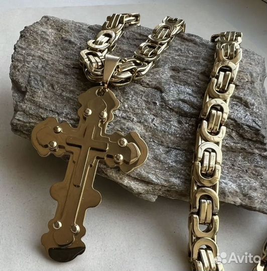 Цепь и крест