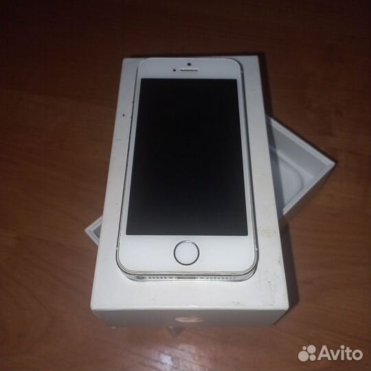 iPhone 5S, 16 ГБ