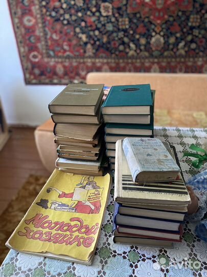 Книги отдам бесплатно