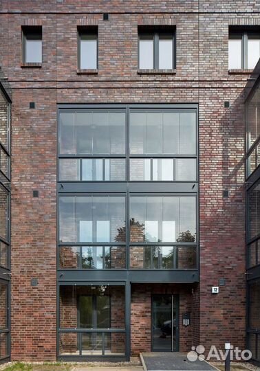 Безрамное остекление зданий