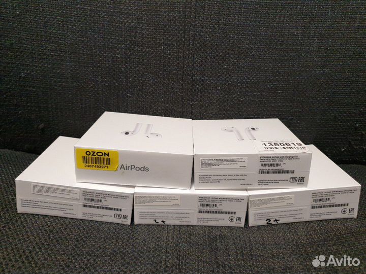 AirPods 2, AirPods 2 Wireless и Galaxy Bads 2