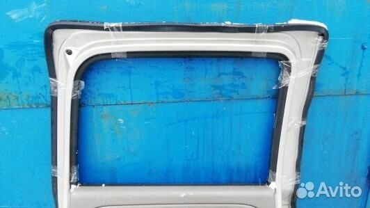 Дверь задняя левая chevrolet suburban GMT800 (76F0
