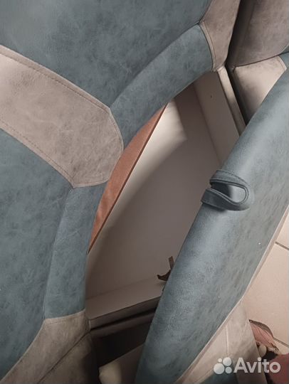 Кухонный диван