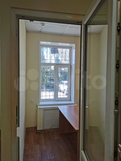 Офис, 25 м² на 1 эт.+ бесплатн. парковочное место