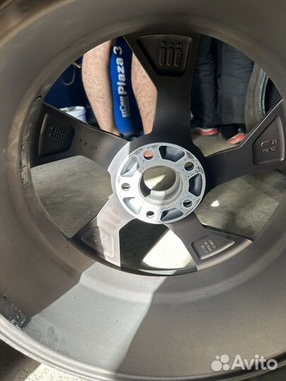 Комплект зимних колес audi vag R19