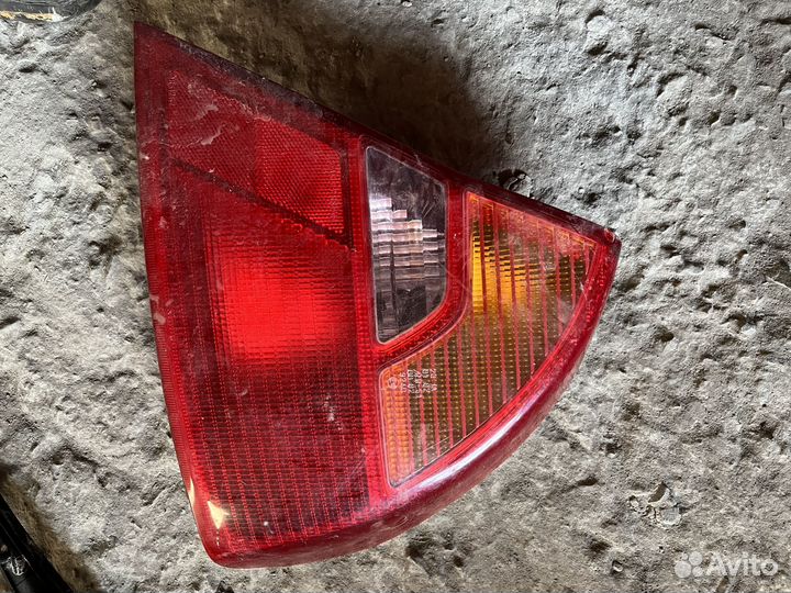 Фонарь задний mitsubishi mirage