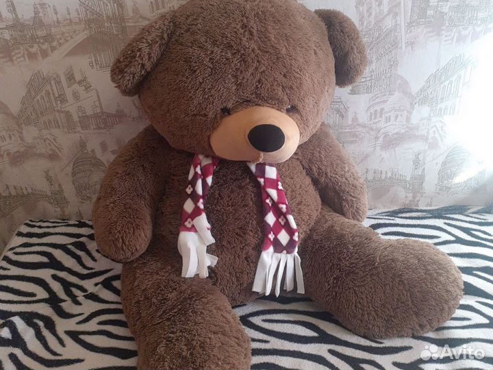 Плюшевый медведь