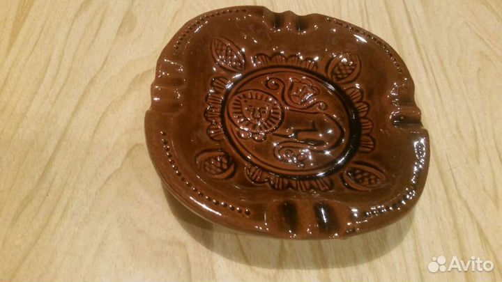 Керамическая пепельница со львом (новая) СССР