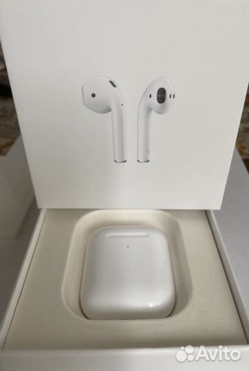 Беспроводные наушники apple airpods 1