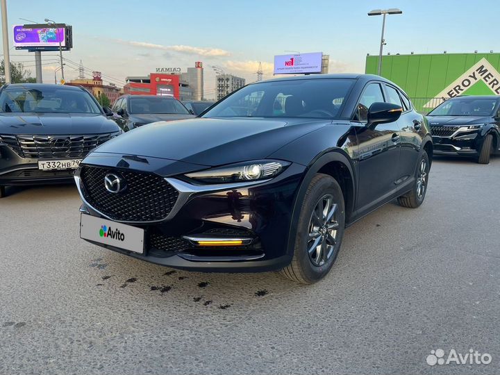 Mazda CX-4, 2022