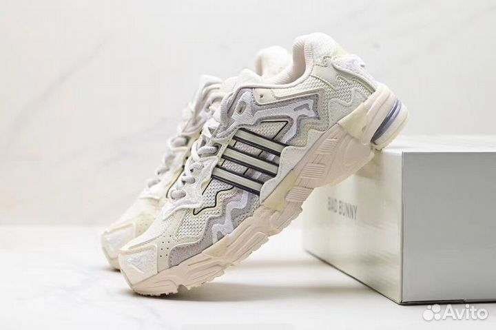 Adidas Response CL Bad Bunny