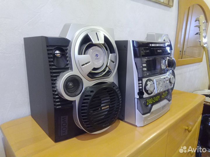 Музыкальный центр Philips FW-C785