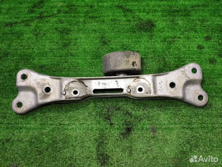 Кронштейн (опора) АКПП BMW 5 E39