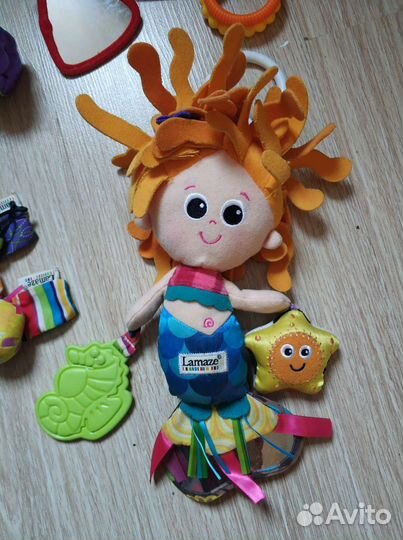 Развивающие игрушки для малыша