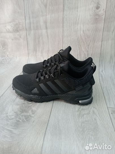 Кроссовки Adidas марафон