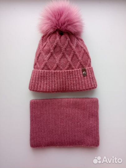 Шапка женская вязаная и снуд