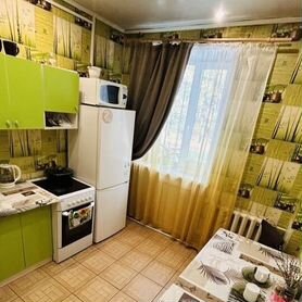 2-к. квартира, 56 м², 1/2 эт.