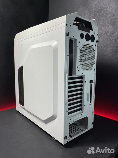 Корпус CoolerMaster Storm Stryker