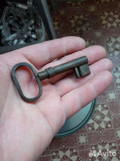 Ключ старинный