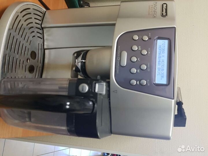 Кофемашина delonghi