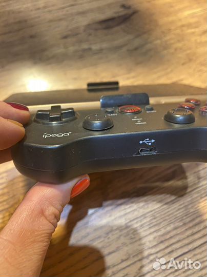 Игровой джойстик iPega - Bluethooth Gamepad